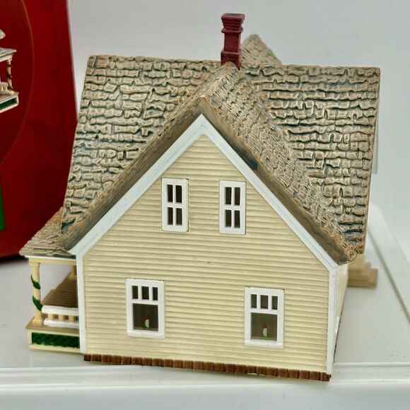 1994 Hallmark Sarah Plain and Tall Sarah’s Prairie Home original box - Picture 4 of 10